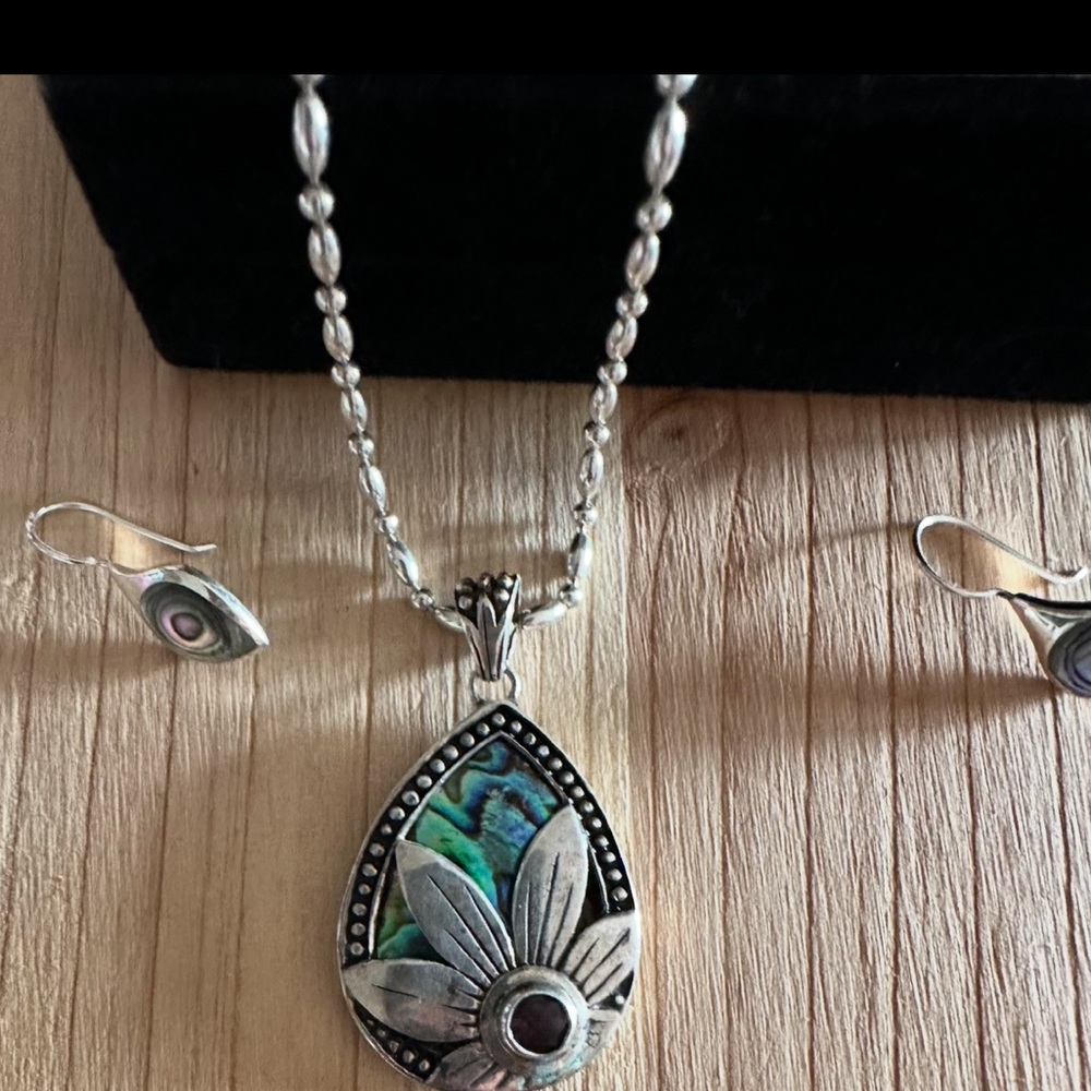 SET - Sterling Silver Abalone Amethyst Pendant Necklace Earrings Set - Picture 10 of 11